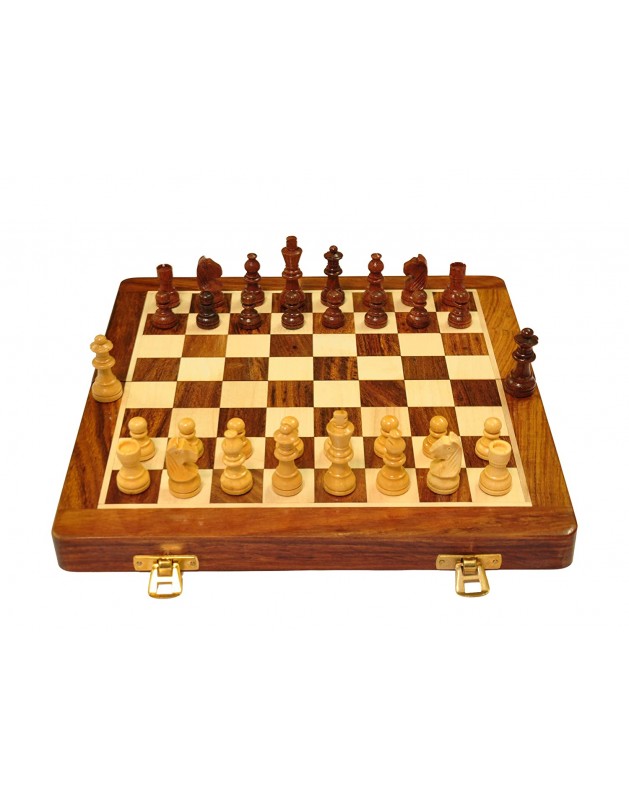 Squared magnetic chess set in natural wood - with drawer